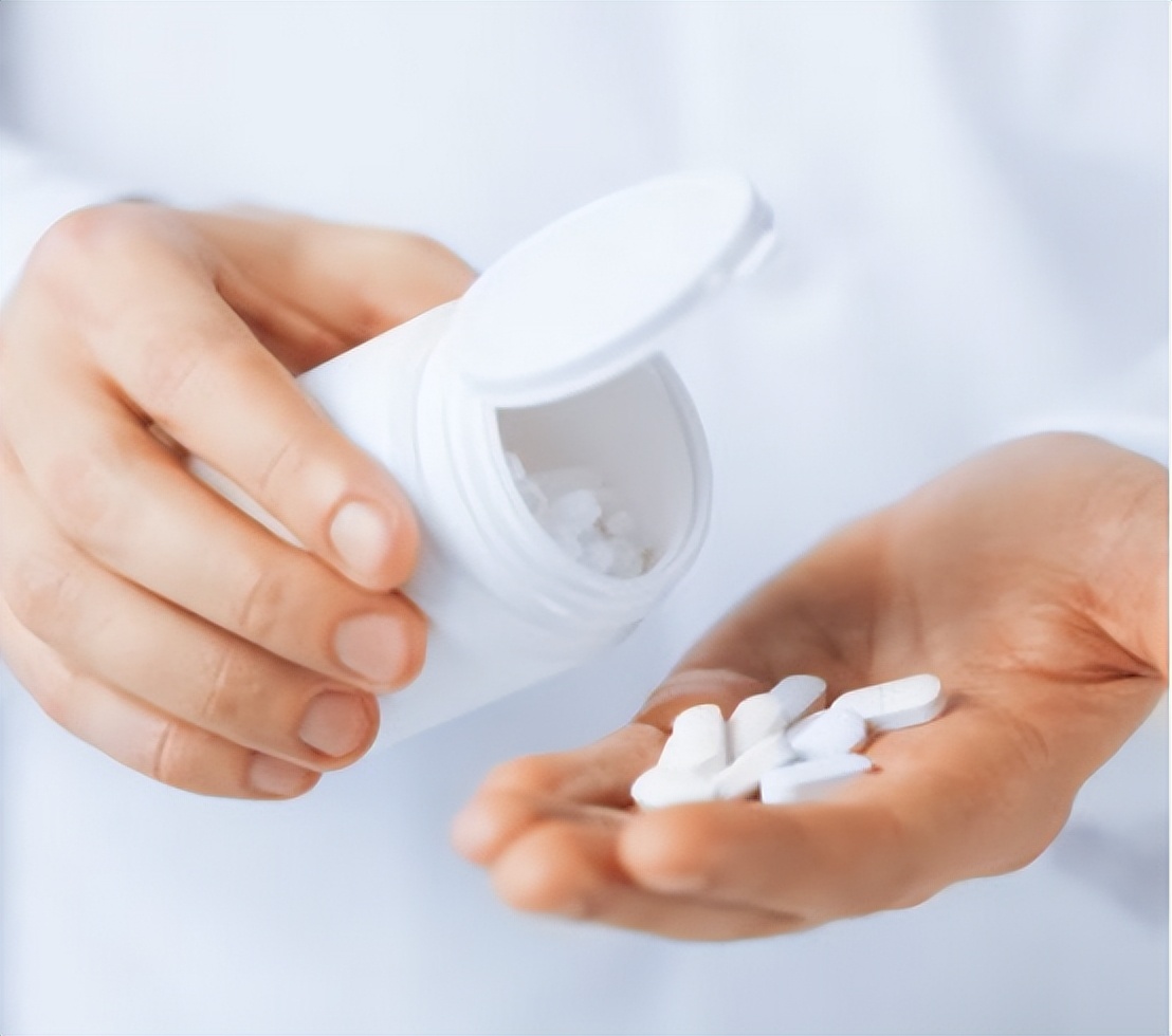 低密度脂蛋白高的2个解决办法,低密度脂蛋白偏高怎么才能降下来