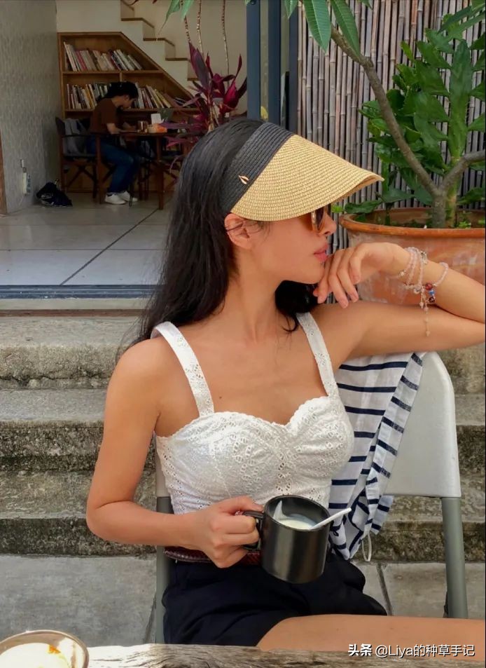 吊带内搭遮副乳遮肉,穿吊带怎么遮肉副乳