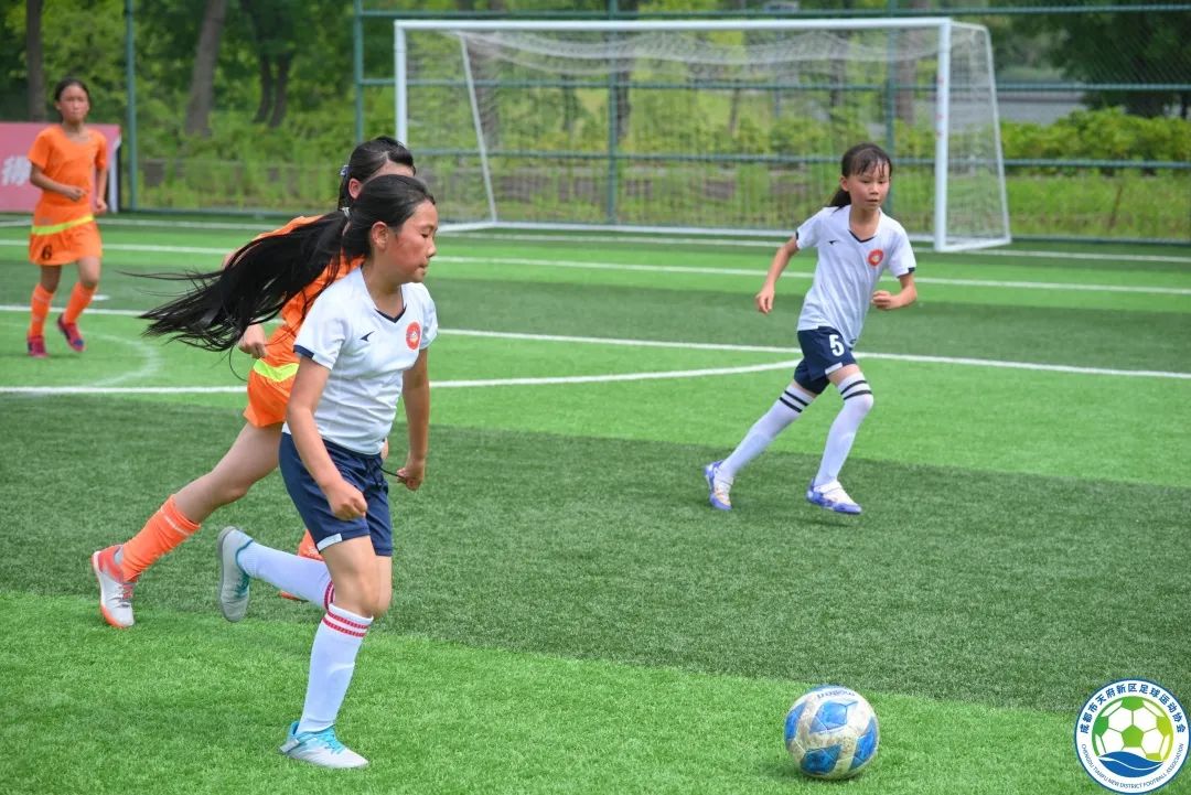 四川天府新区合江小学足球比赛,天府新区合江小学足球比赛2020年