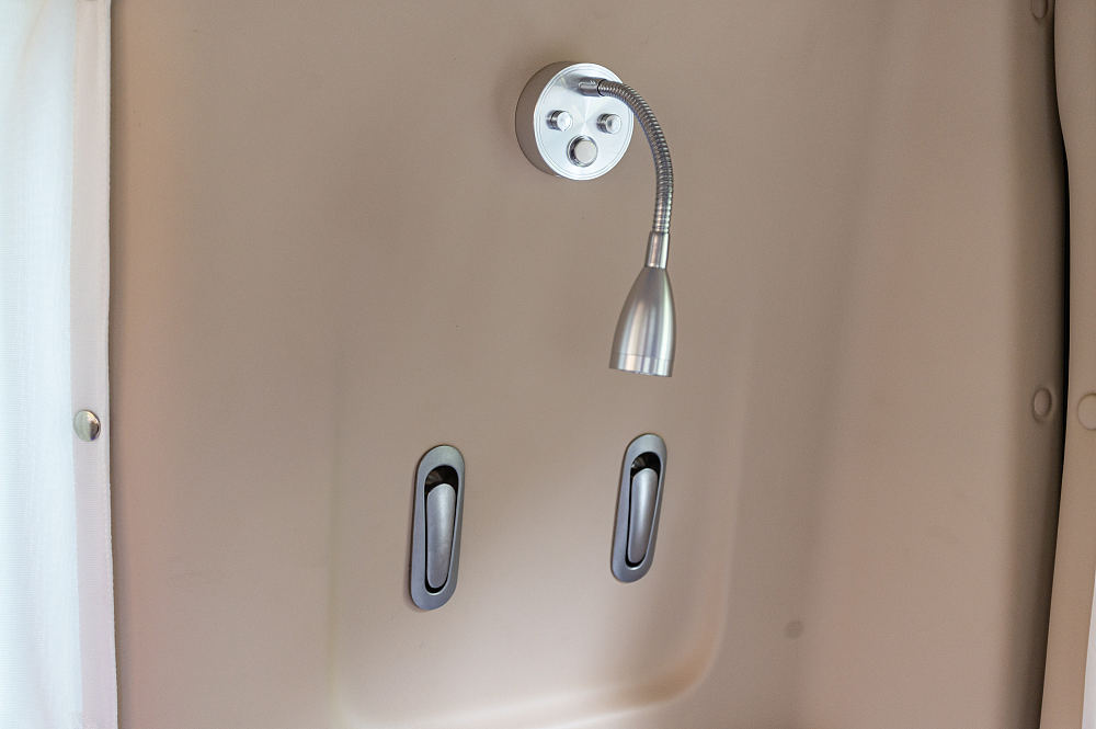 短小精干的b型房车,短小精悍的房车