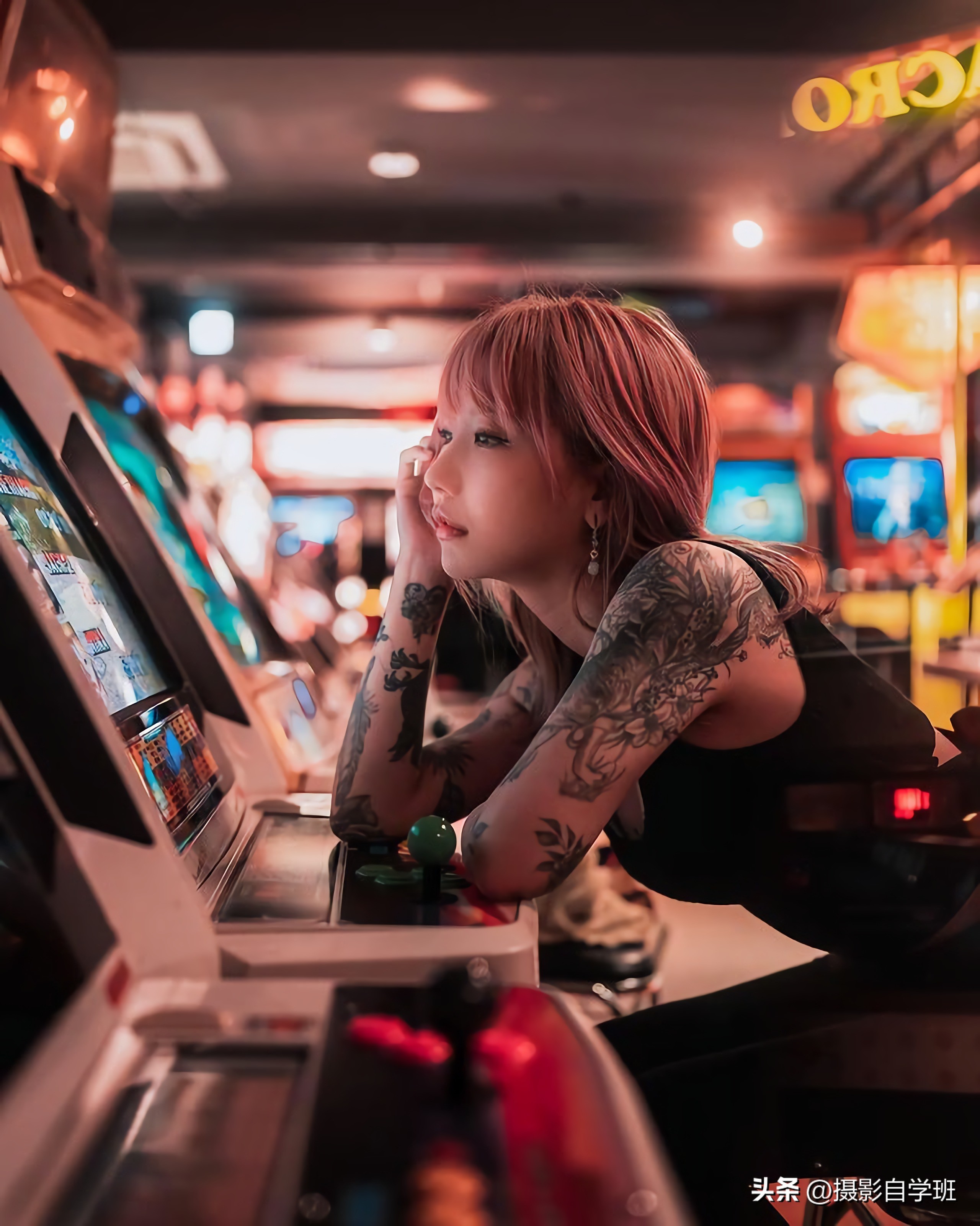 拍夜景照片这7个摄影技巧要记住,夜景人像如何用光