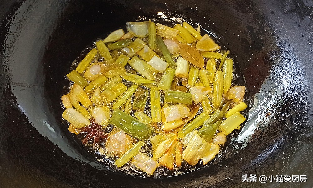 好吃下饭的烧椒酱做法,烧椒辣酱的家常做法四川