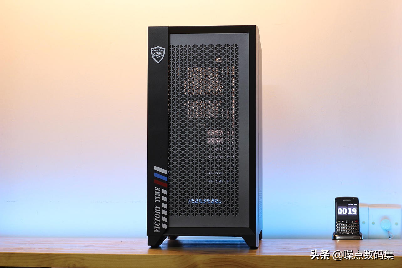 钛3080机箱,价格便宜但是散热很好的机箱