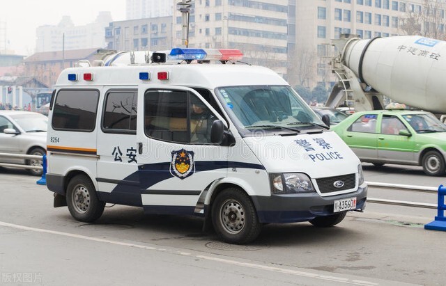 如果警察误抓你另外警察能抓他吗,我报警对方被抓了我有影响吗