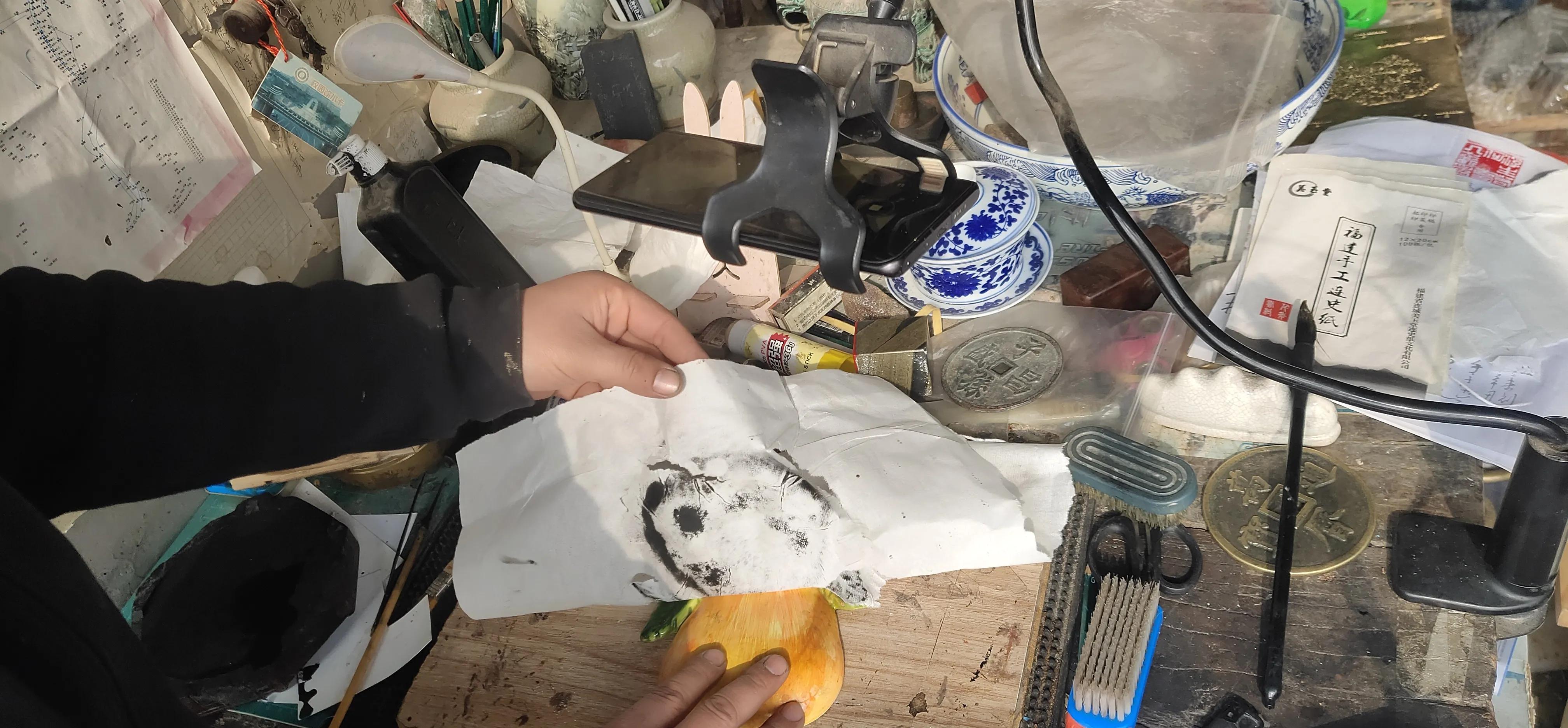 石碑拓片的制作工艺和流程,墓碑拓片制作过程