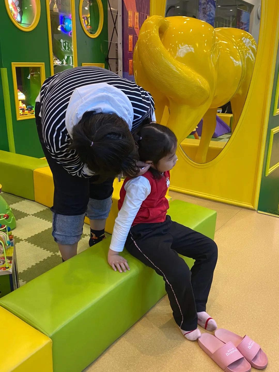 一位母亲的“制药救女”之路：女儿半岁确诊罕见病，或面临瘫痪猝死，没有特效药，计划读博寻找治愈*药性**物