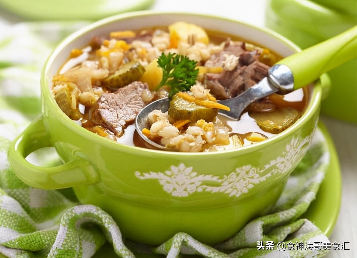 俄罗斯一日三餐吃什么菜,俄罗斯家庭一日三餐吃啥