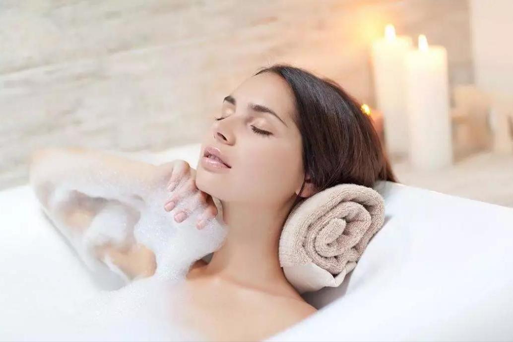 阴部干涩有什么坏处,女外阴干涩怎么回事