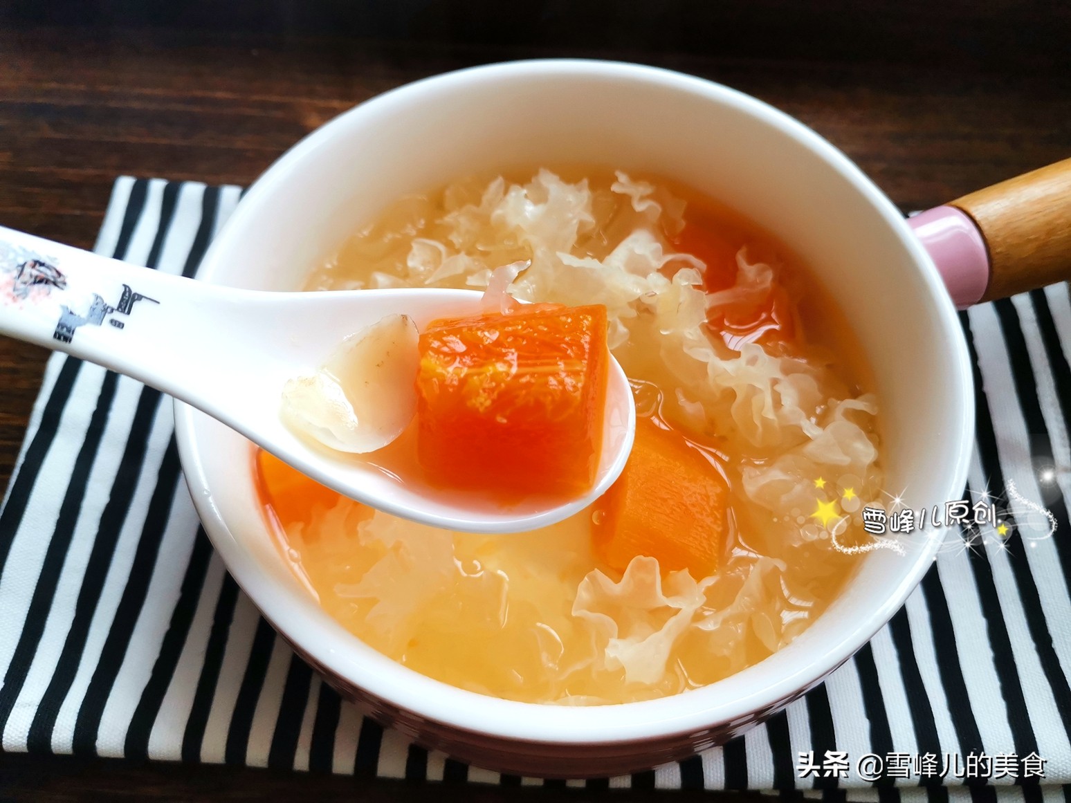 银耳怎么样才能熬出胶来,银耳怎么熬制才容易出胶