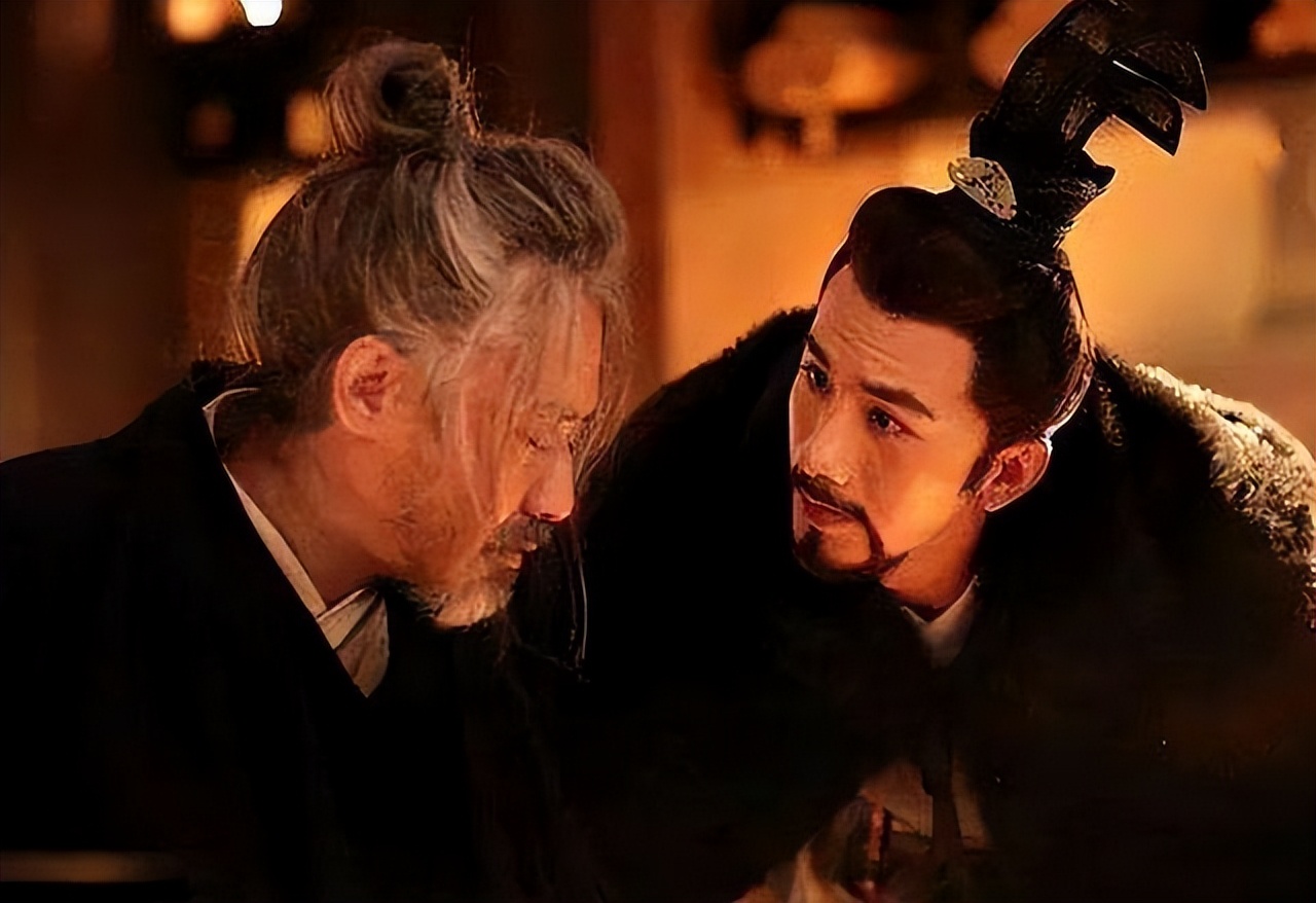 司马懿成功熬死曹家三代人,司马懿从布衣到皇帝经历