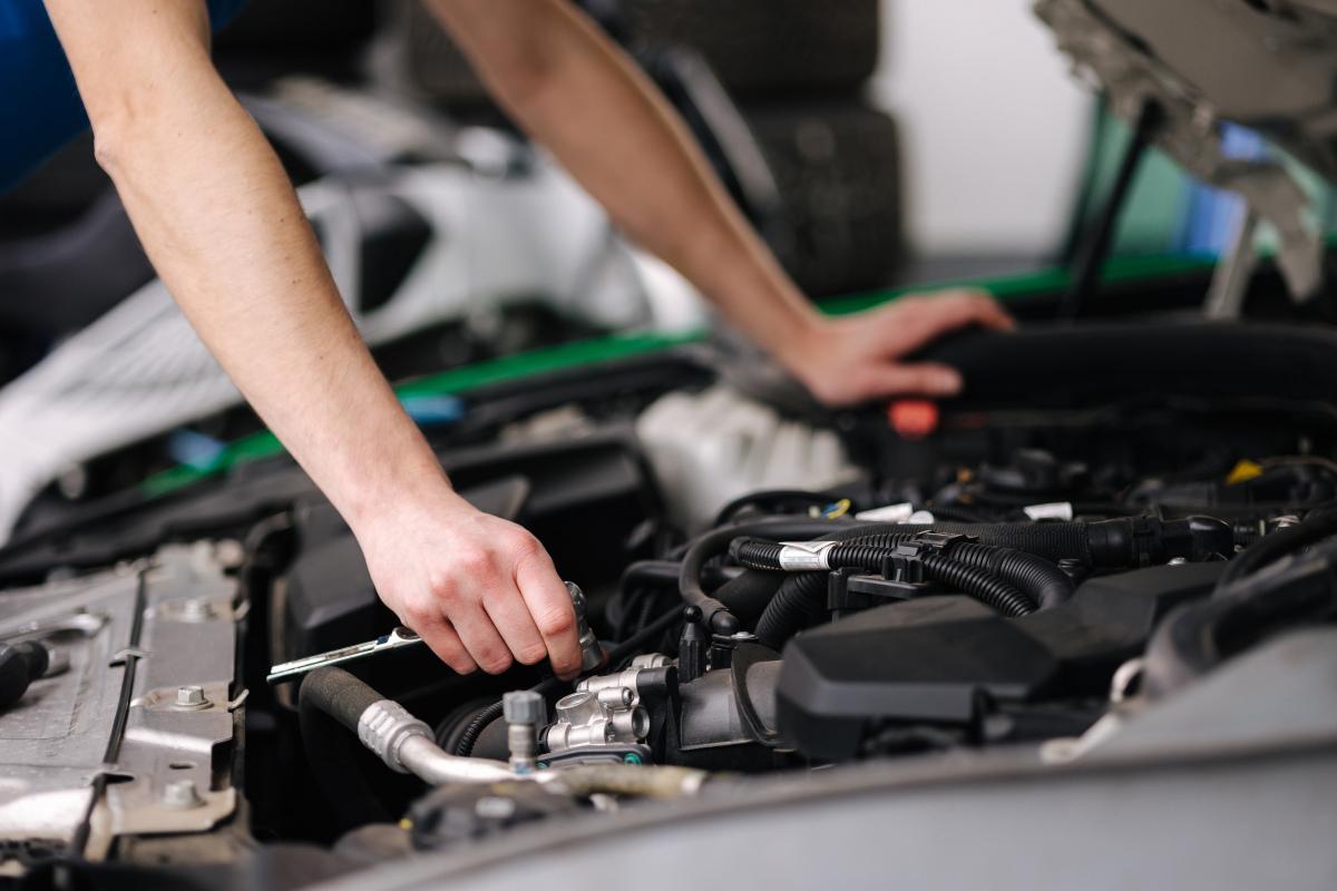 单招汽车维修去哪个学校好,汽车运用与维修专业有前途吗