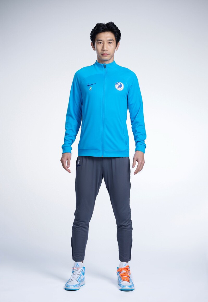 中超大连人图片,谢晖上港大连人