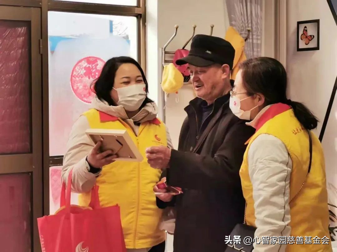 探访孤寡老人活动感受,关爱慰问七十岁以上老人活动