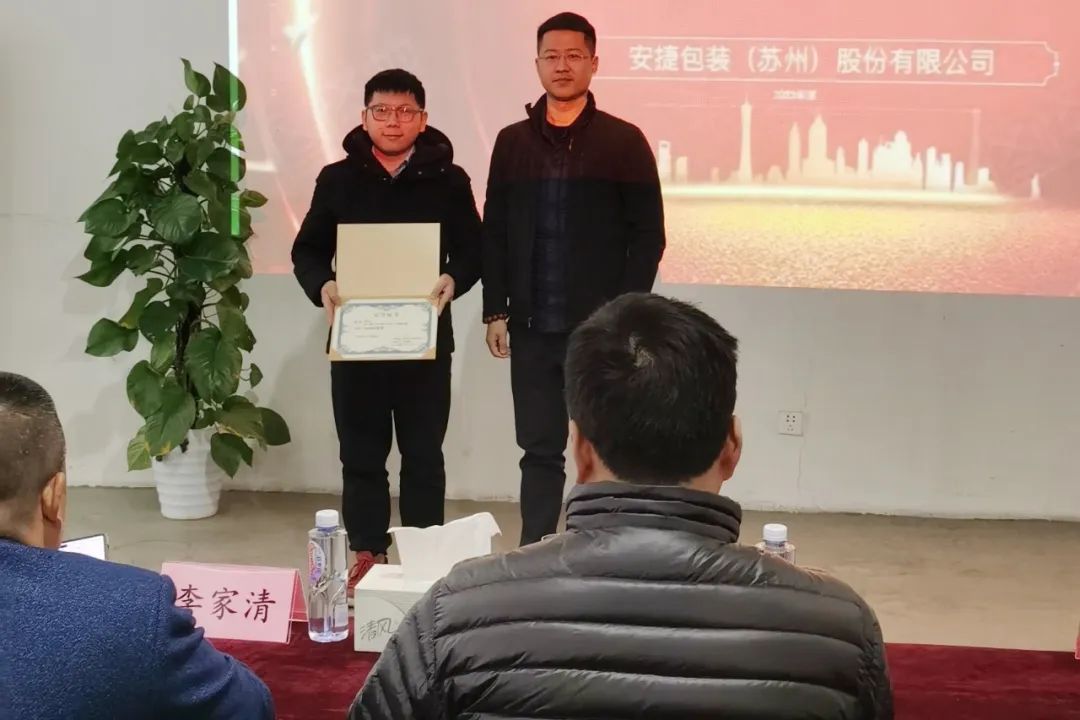 瀹夋嵎鍖呰鍏ㄥ瑙嗛,瀹夋嵎骞翠細