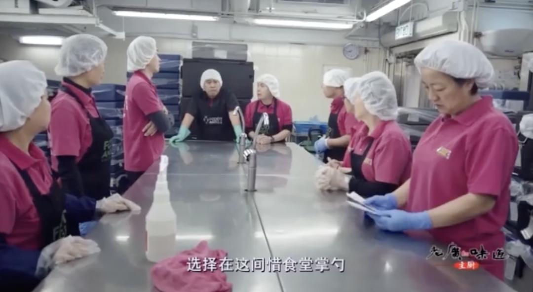 他发消息求助后，香港半个娱乐圈都来了