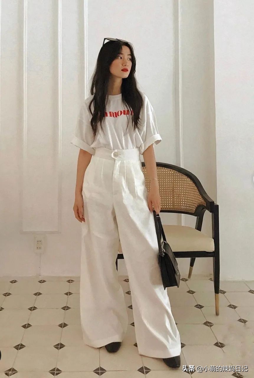 爆款白裤子显瘦,什么样的白裤子显瘦