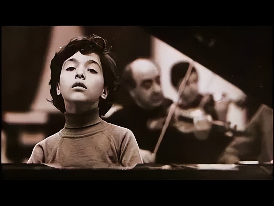 克鲁泽钢琴课堂丨暑假在家无聊？这里有20部关于音乐的经典电影！