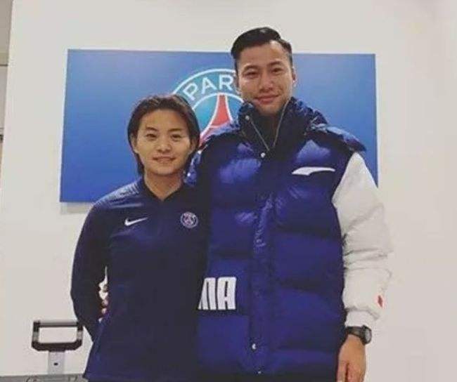 足球运动员王霜,王霜被谁养大的