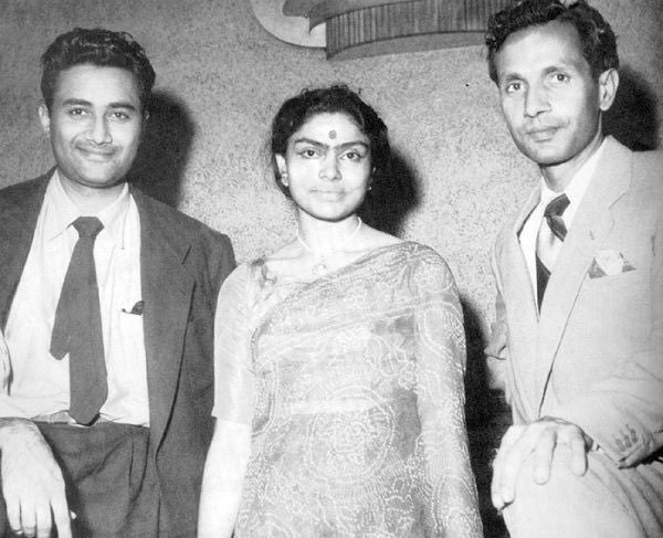 鍗板害閫夌編鐨囧悗鏅噷浜氬崱杈涙牸,鍗板害濂虫紨鍛樻櫘閲屼簹鍥剧墖