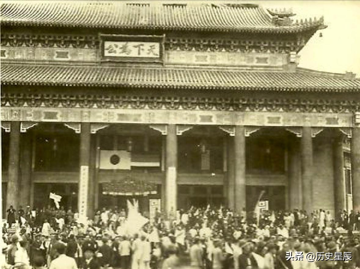 【晚清*楼青**旧影】*楼青**女媚态百出，丰乳肥臀，风情难挡！