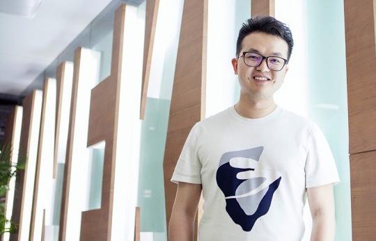 蓝港海外营收对比,蓝港游戏发展趋势