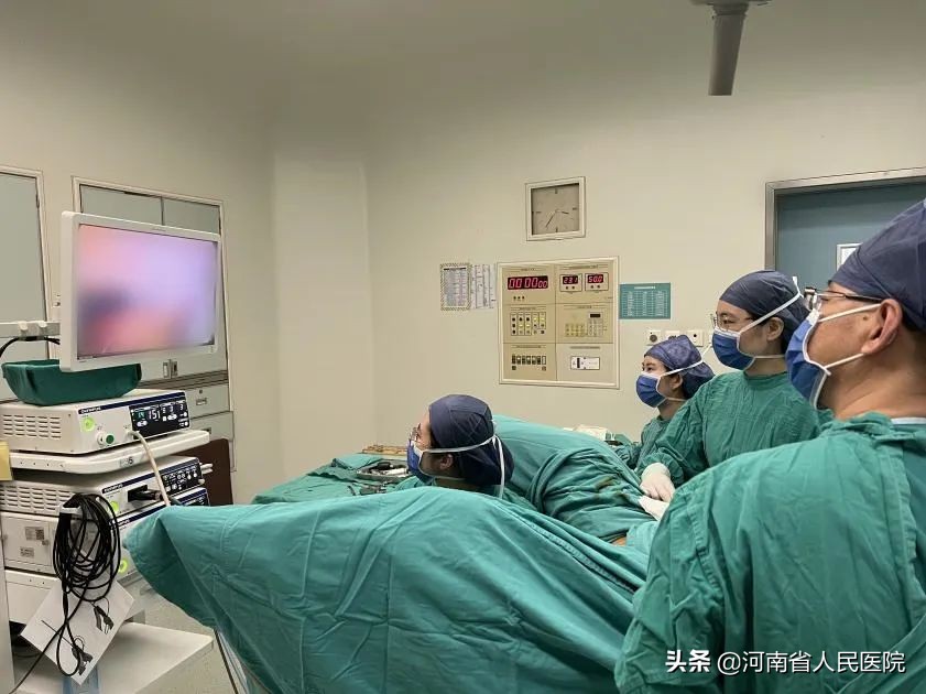 更年期是女性的煎熬期,更年期女性的三种痛