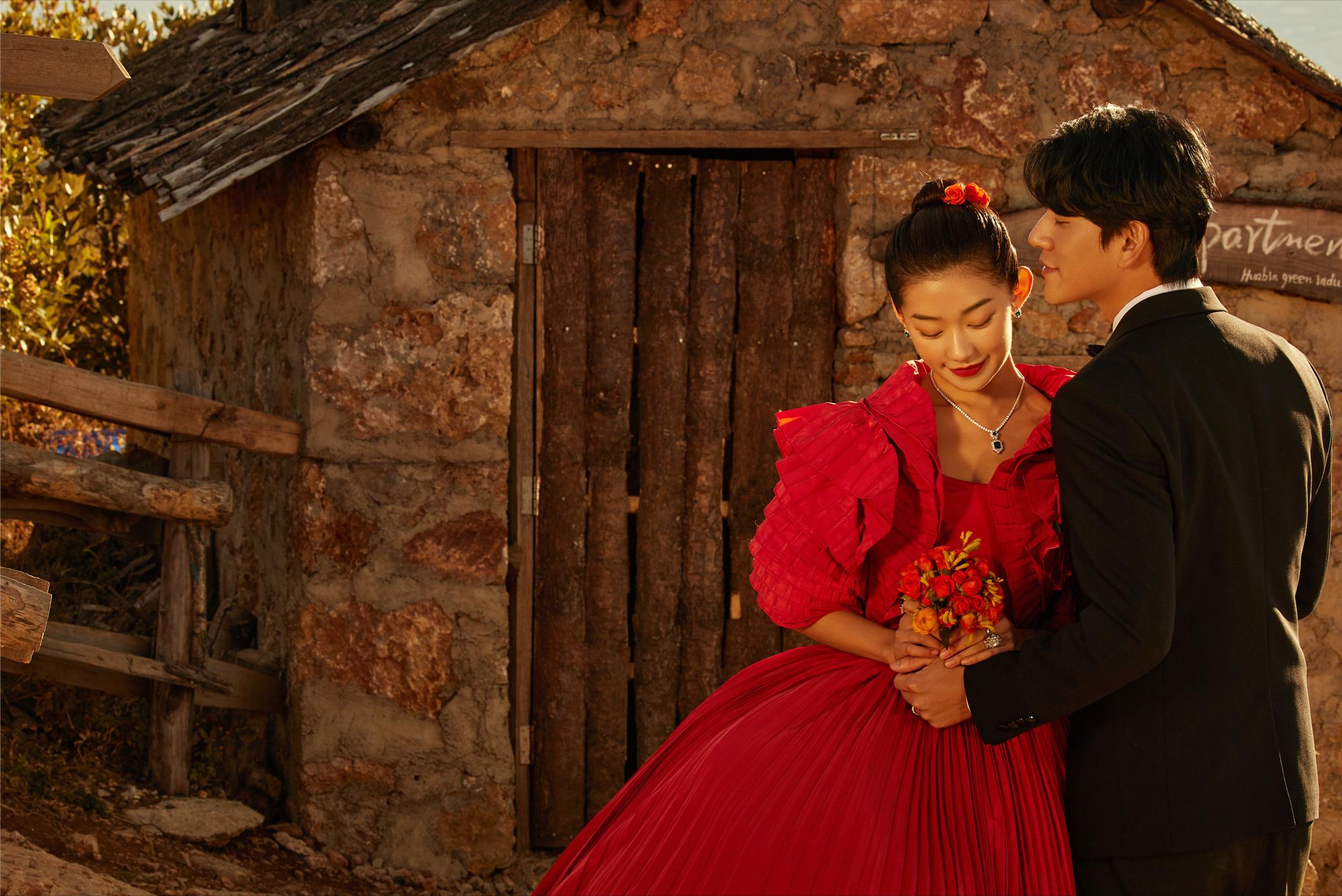 婚纱照旅拍一价全包,新疆婚纱照旅拍工作室