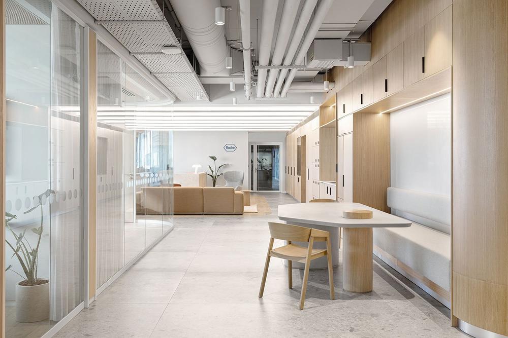 高端定制混合多元生物制药Moderna华沙办公室设计