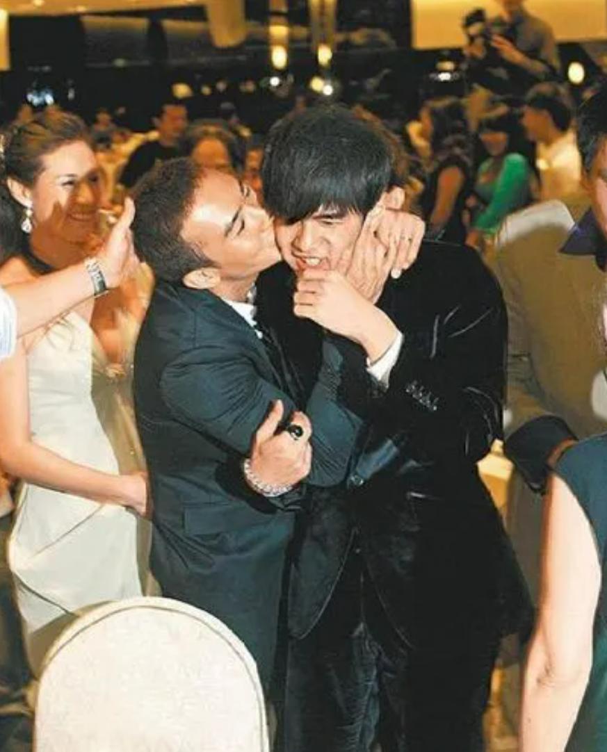 刘畊宏周杰伦交情,刘畊宏周杰伦的情谊