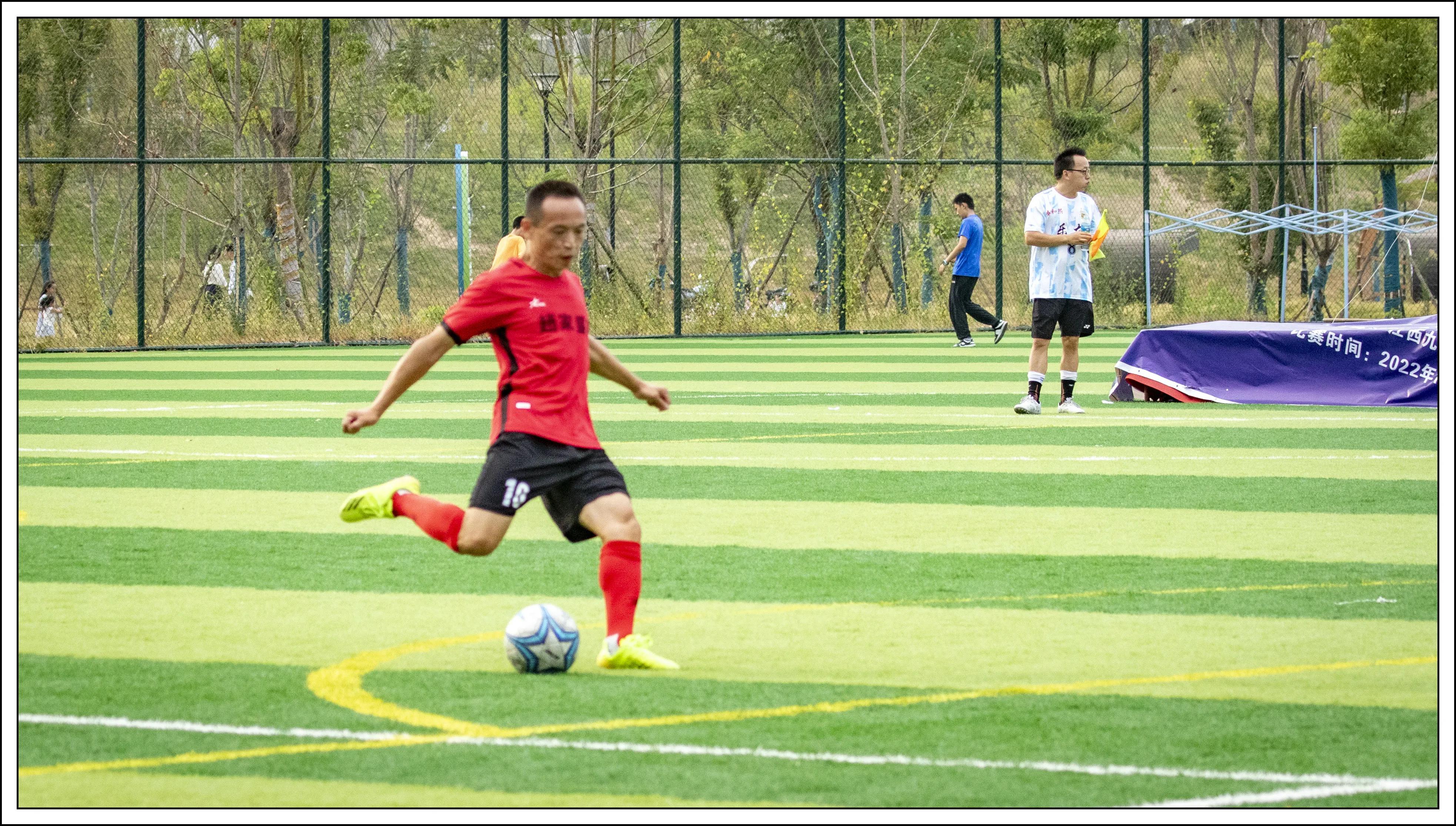 足球我的家乡,家乡的足球联赛