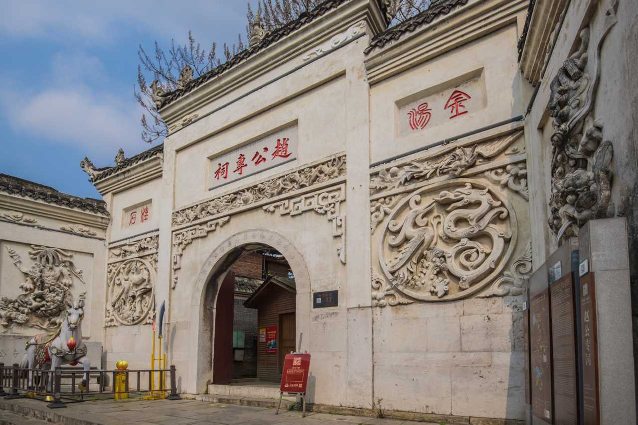 贵州青岩古镇旅游线路攻略,贵州省青岩古镇旅游攻略