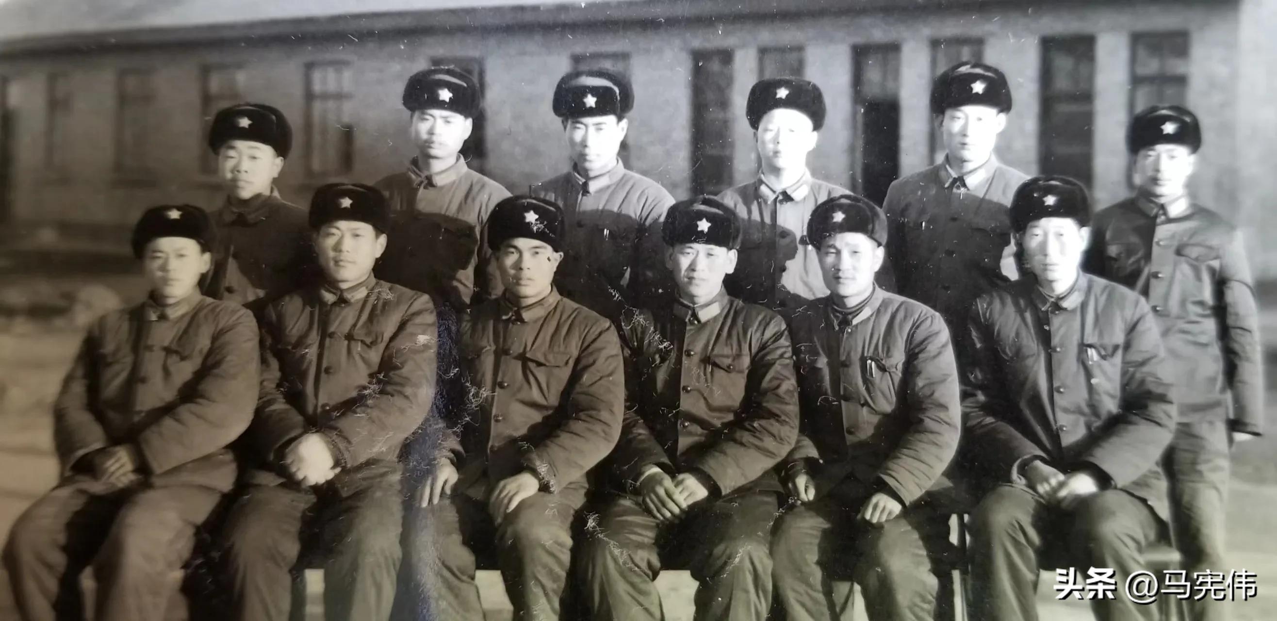 高射炮兵视频,高射机炮打步兵