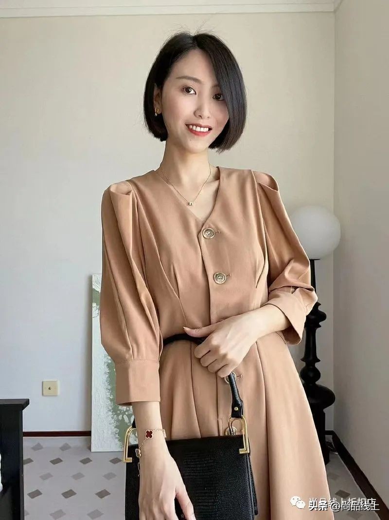 lily大牌高定连衣裙,lily时尚大码精品女装