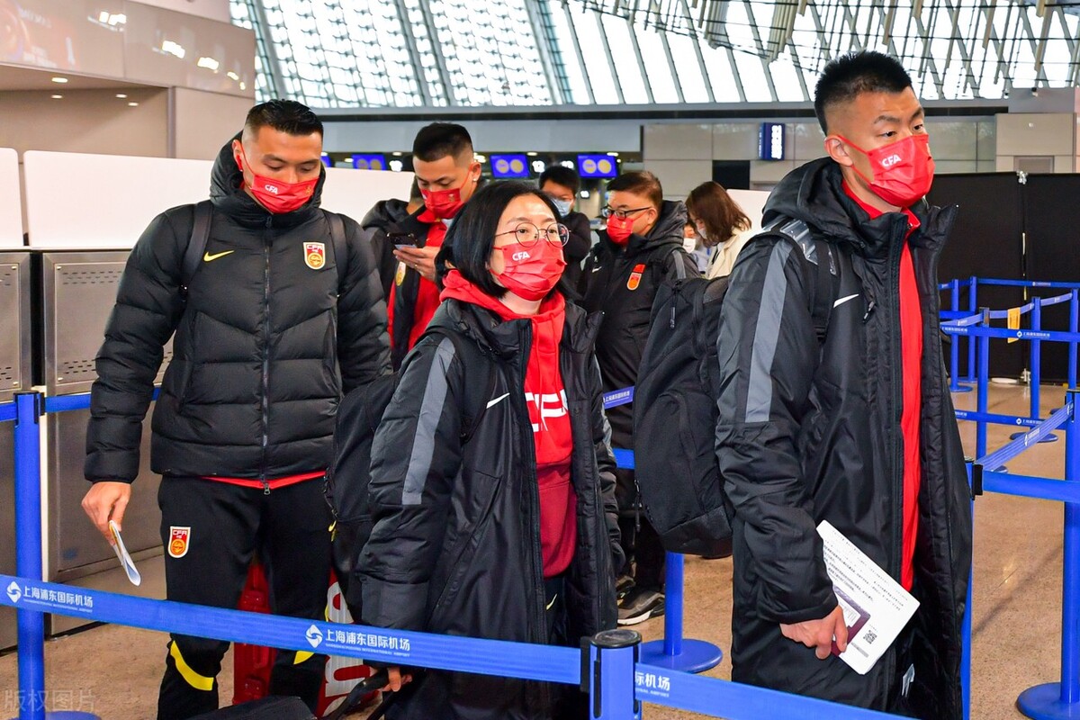 李霄鹏能否迎来执教国足首场胜利,李霄鹏谈目前国足的目标