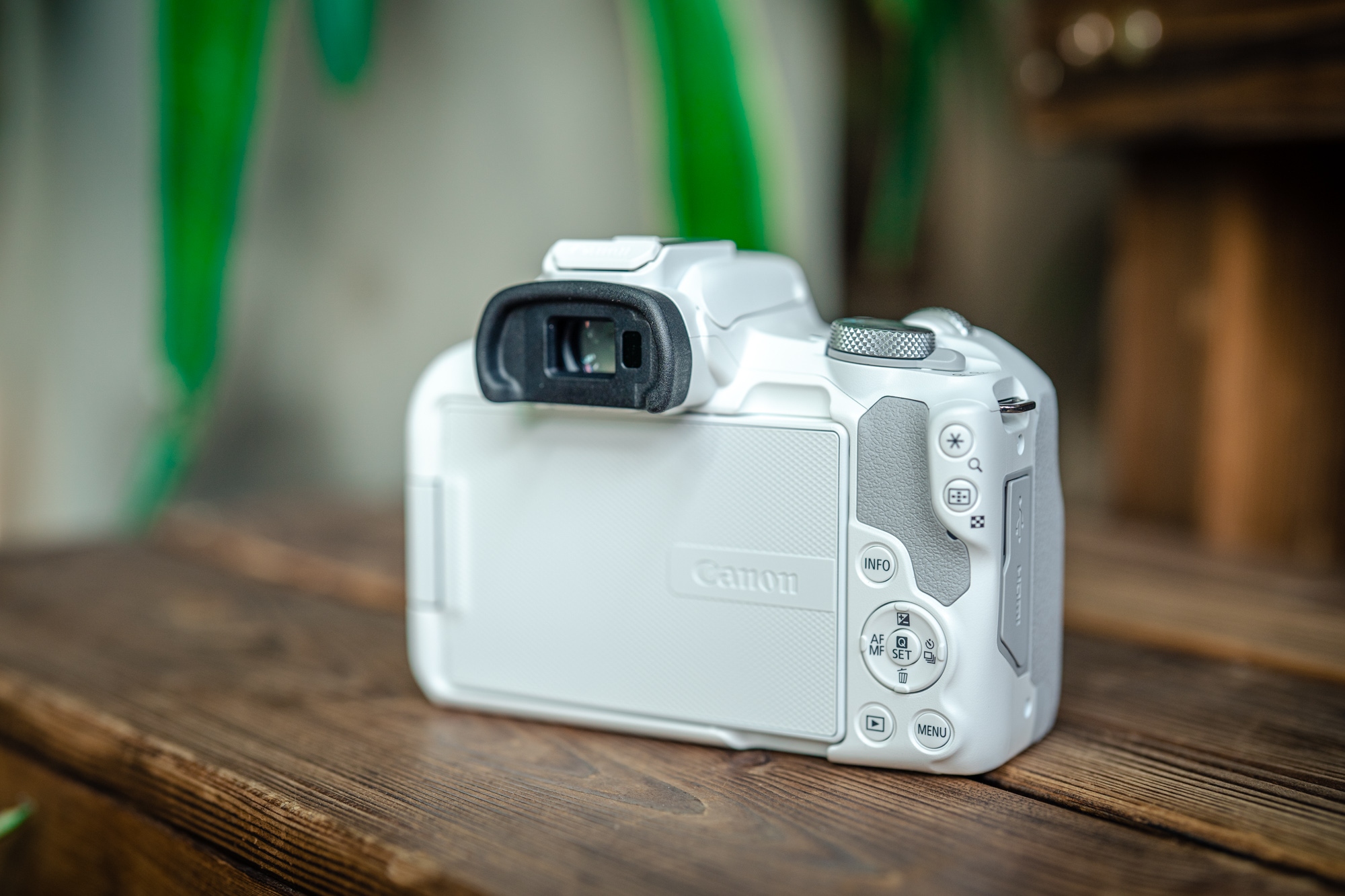 佳能eosr50详细介绍,佳能EosR50优缺点