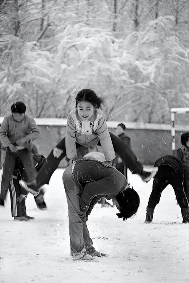 8090后还能活几年,80后真的是最悲剧的吗