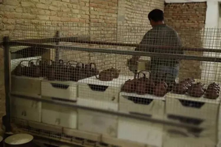 紫砂壶盖子破了有什么讲究,紫砂壶壶壁破了