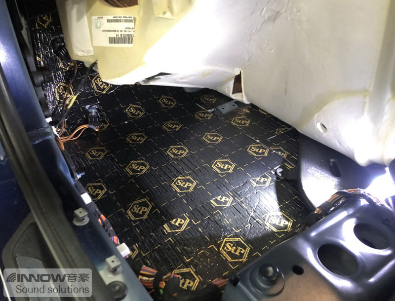 与安静同行,宝马218i旅行车发动机隔音