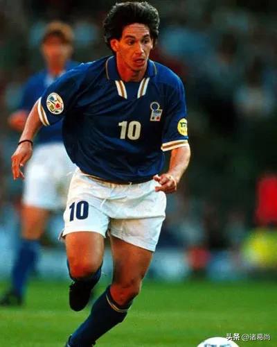 意大利90年代球员,90年代意大利国家队队服