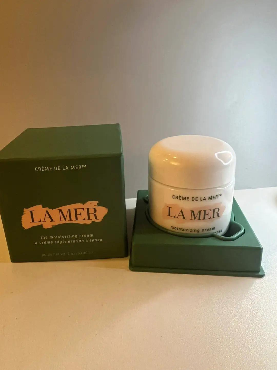 lamer海蓝之谜面霜怎么那么硬,lamer海蓝之谜面霜送化妆包