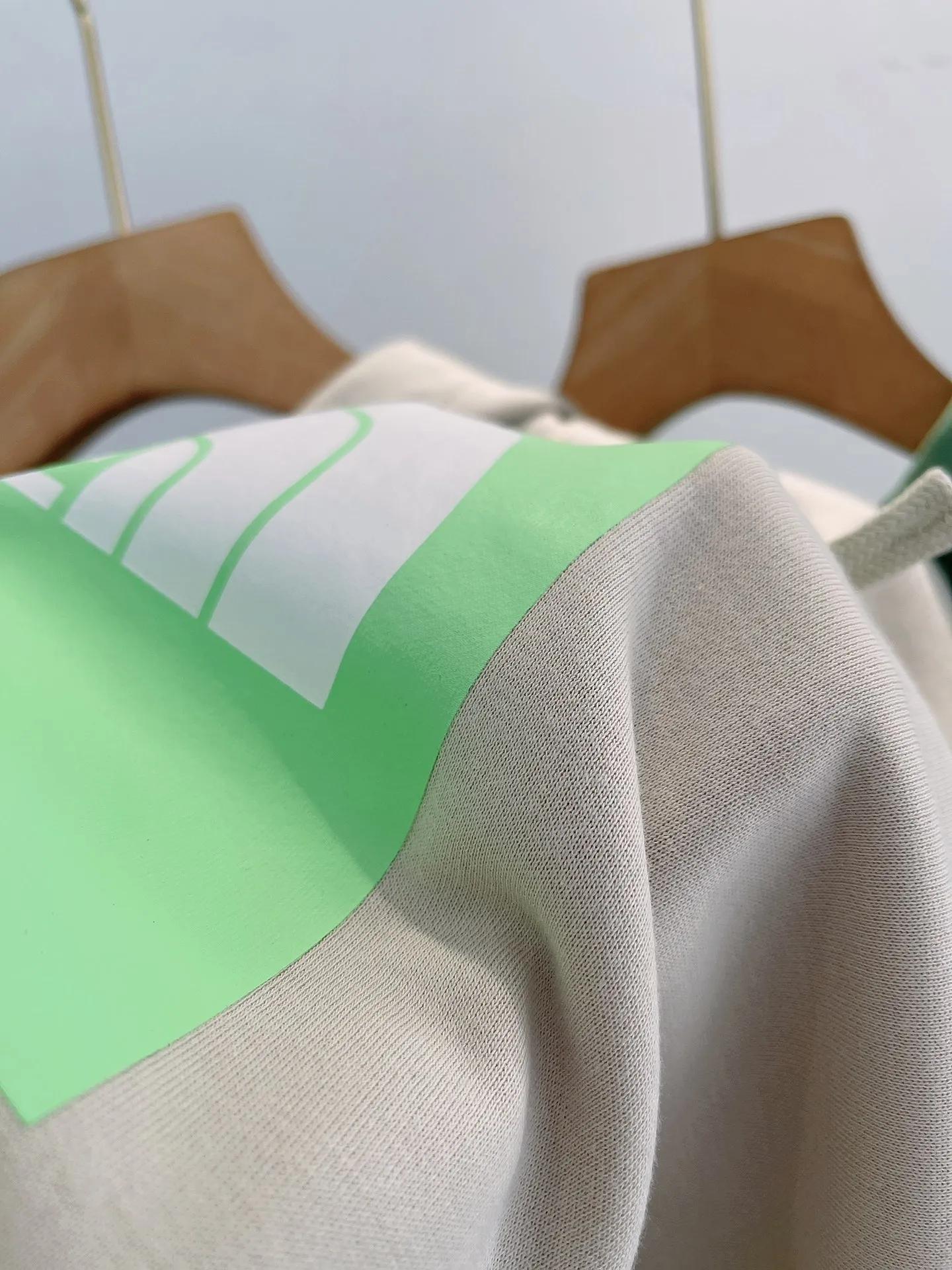 韩国新款连帽卫衣图片,韩国潮牌连帽卫衣