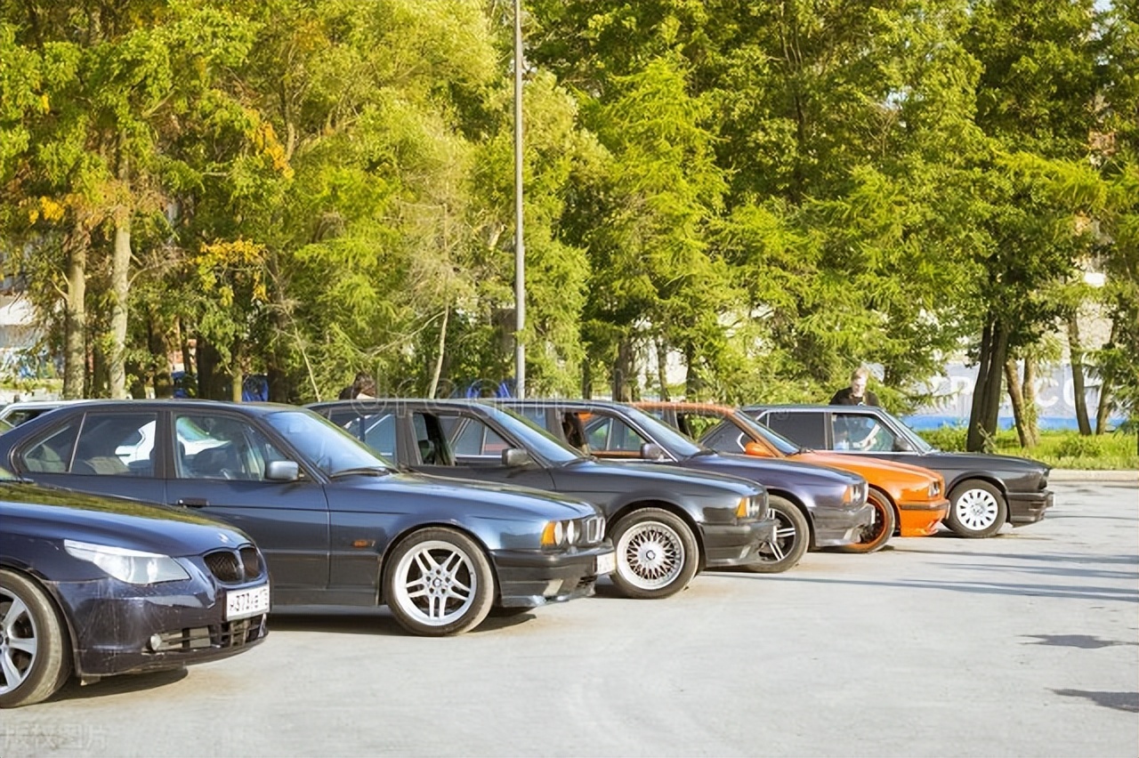 50万左右七座suv车推荐,50万左右车销量排名前十名