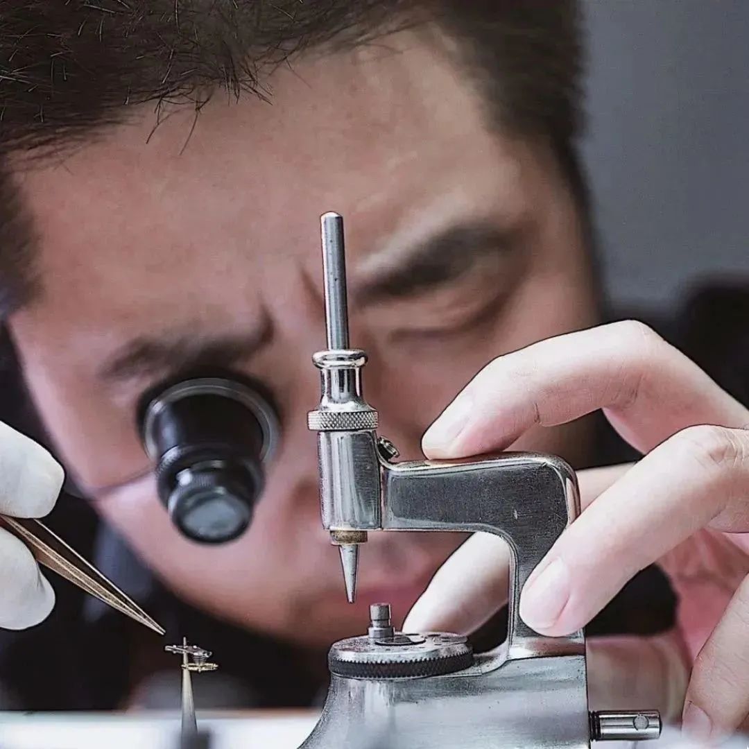 大腕儿点评团来了，盘一盘WW表展新品的“买点”