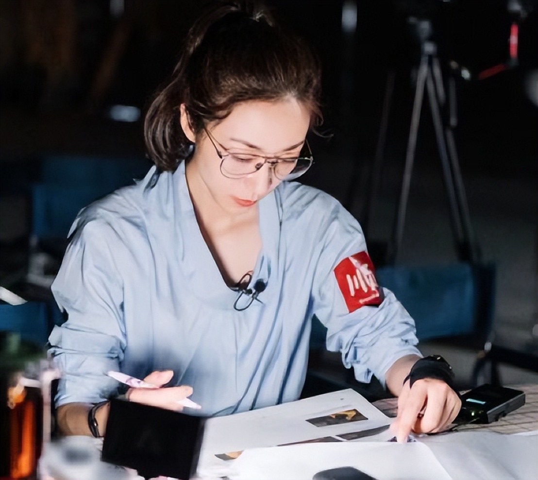 违法代言、人设崩塌、成老赖,曾经风靡的京城四美,8年后翻车了