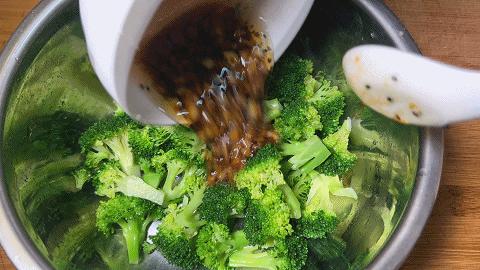 西兰花凉菜100款图片,无需过油的凉拌西兰花