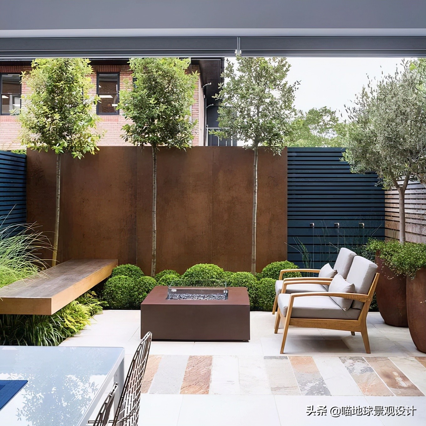 庭院围墙艺术格栅,不锈钢围墙大门格栅图片