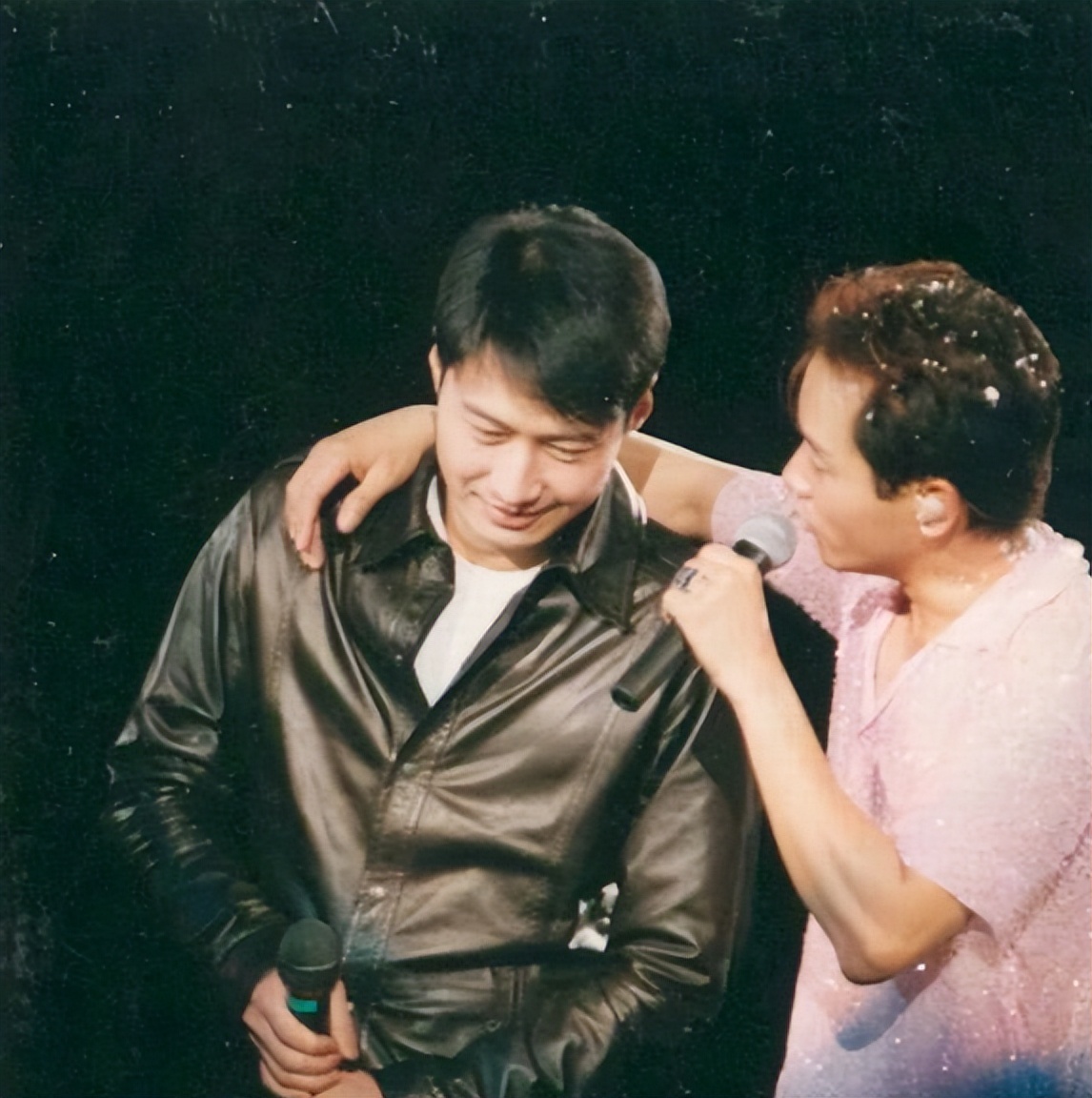 张国荣为何仍然被人怀念,张国荣为什么能让人们缅怀十七年