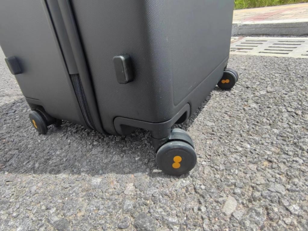 地平线行李箱哪个品牌好,90分行李箱和地平线行李箱哪个好