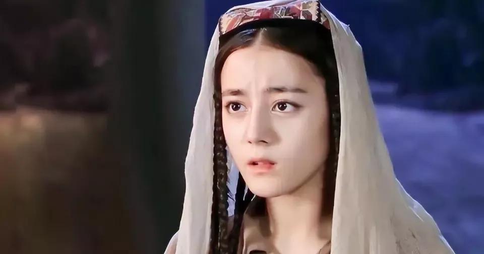 迪丽热巴公诉演技,迪丽热巴化身检察官