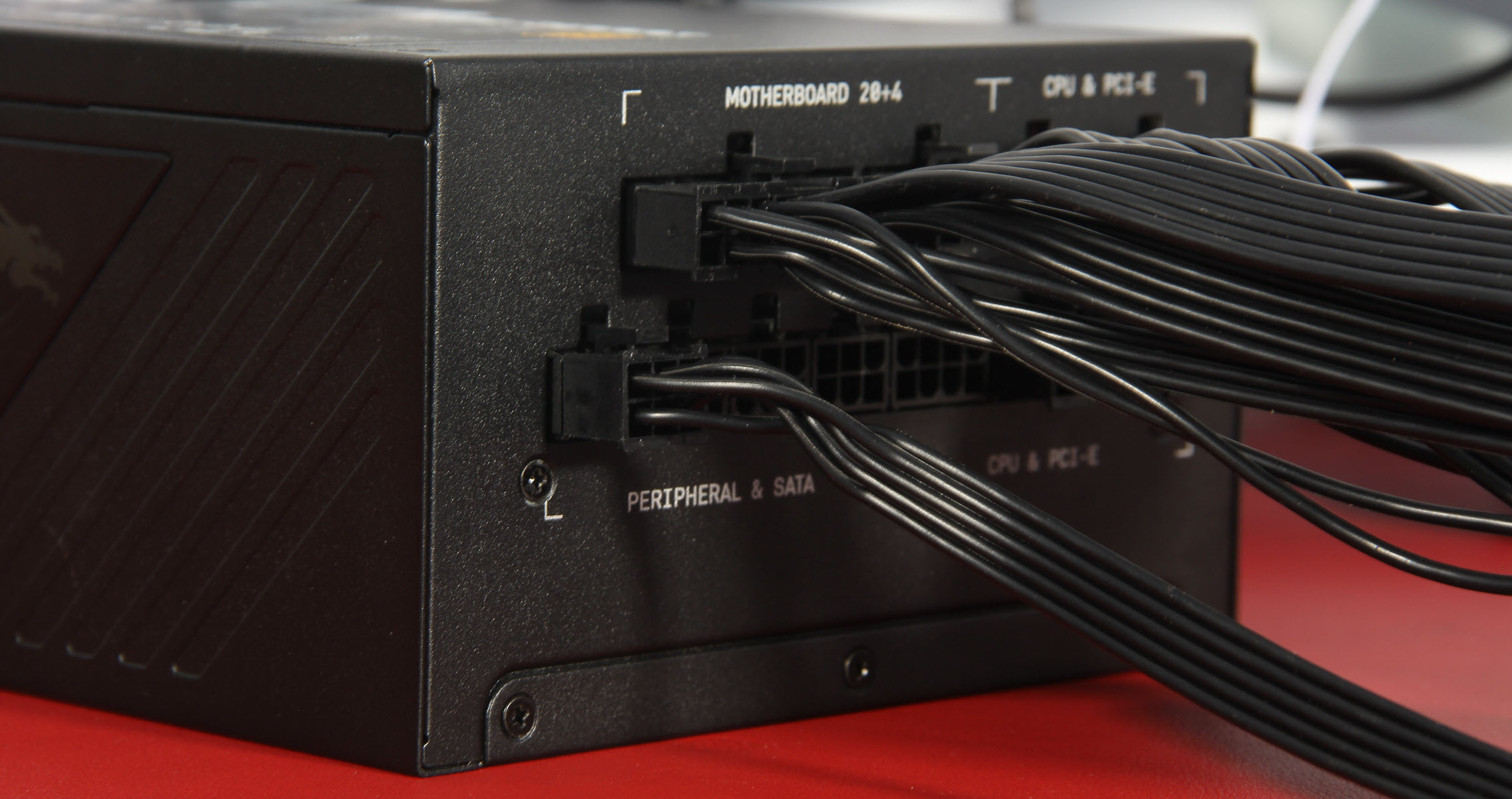 全风扇装机爱不爱？细数新机箱里的八把风扇